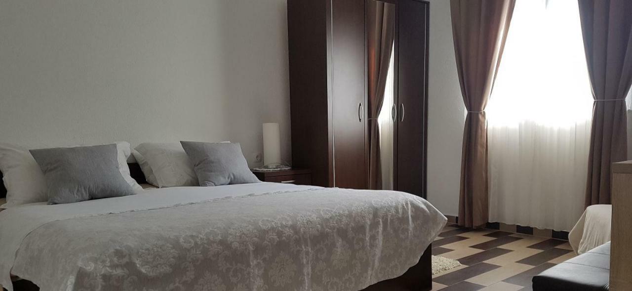 Apartment Iva Njivice Dış mekan fotoğraf