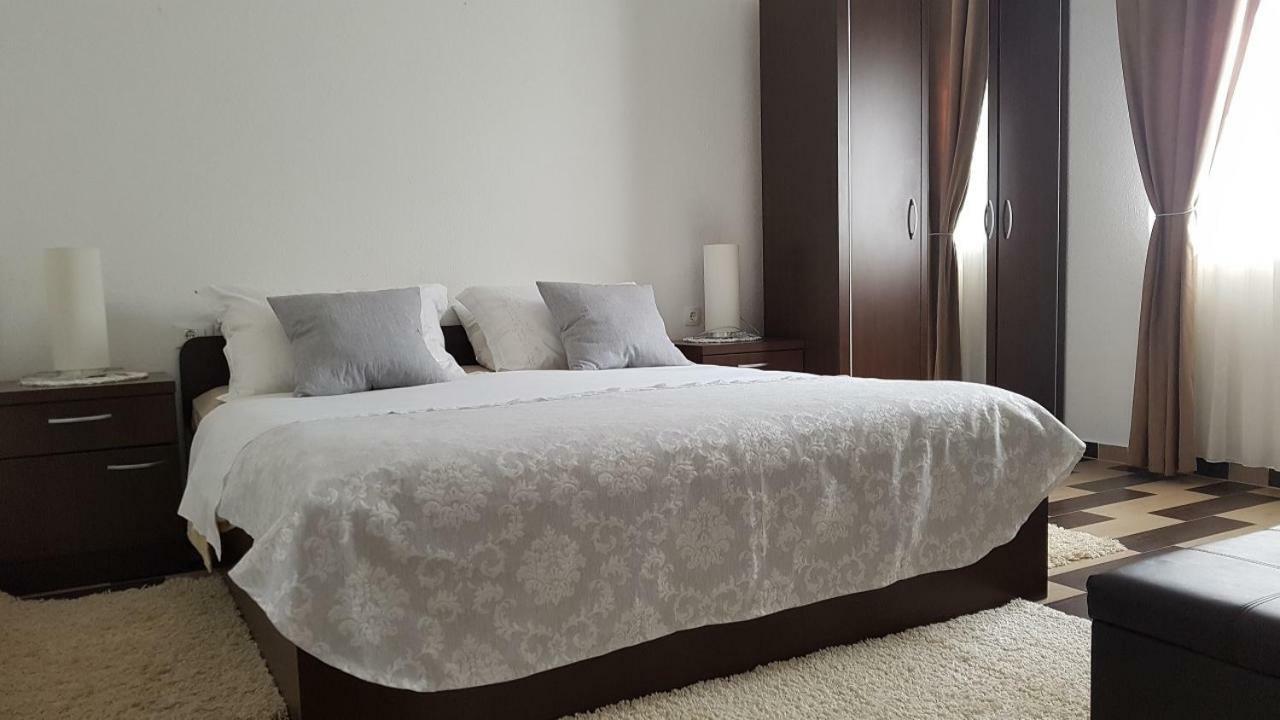 Apartment Iva Njivice Dış mekan fotoğraf
