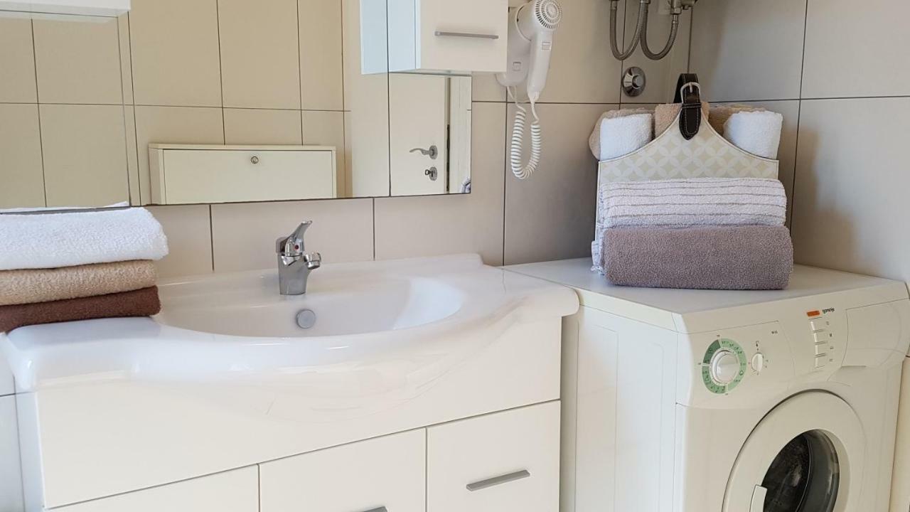 Apartment Iva Njivice Dış mekan fotoğraf